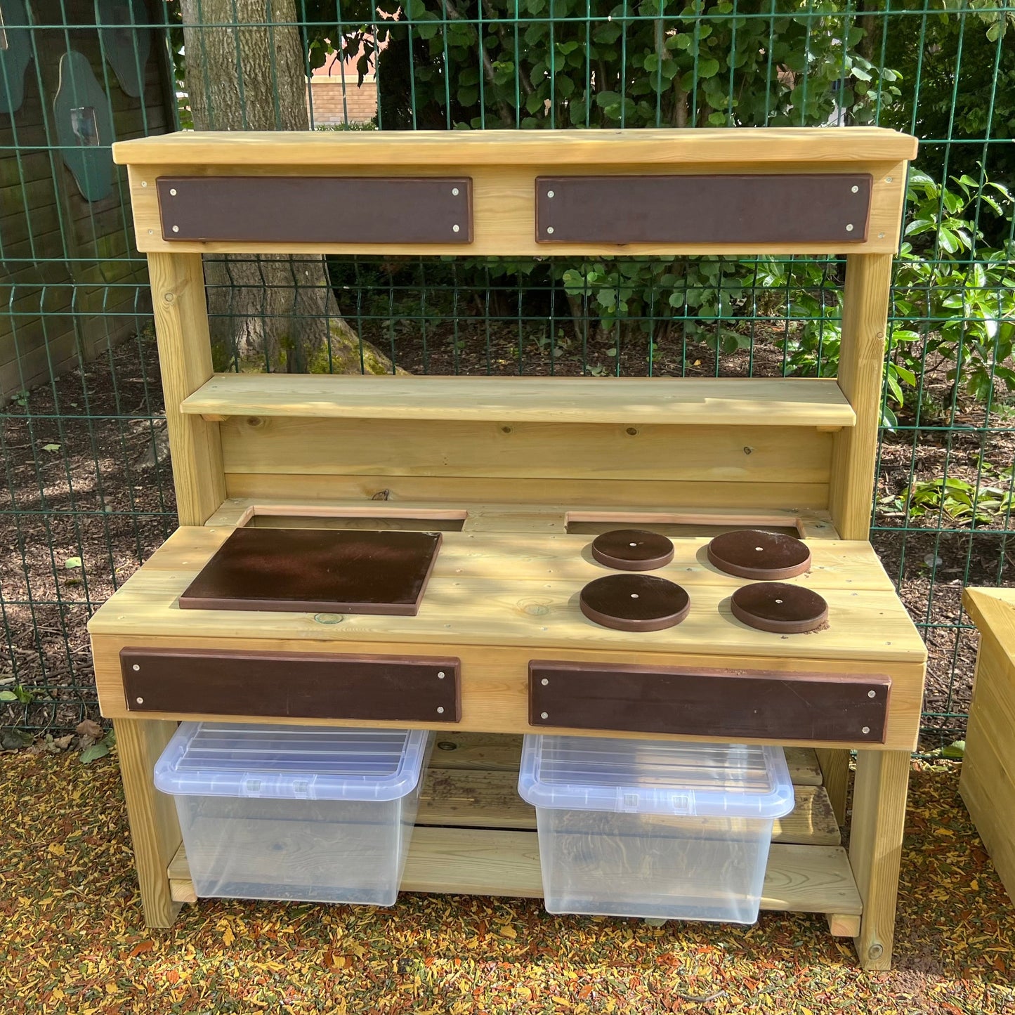 Single Mud Kitchen